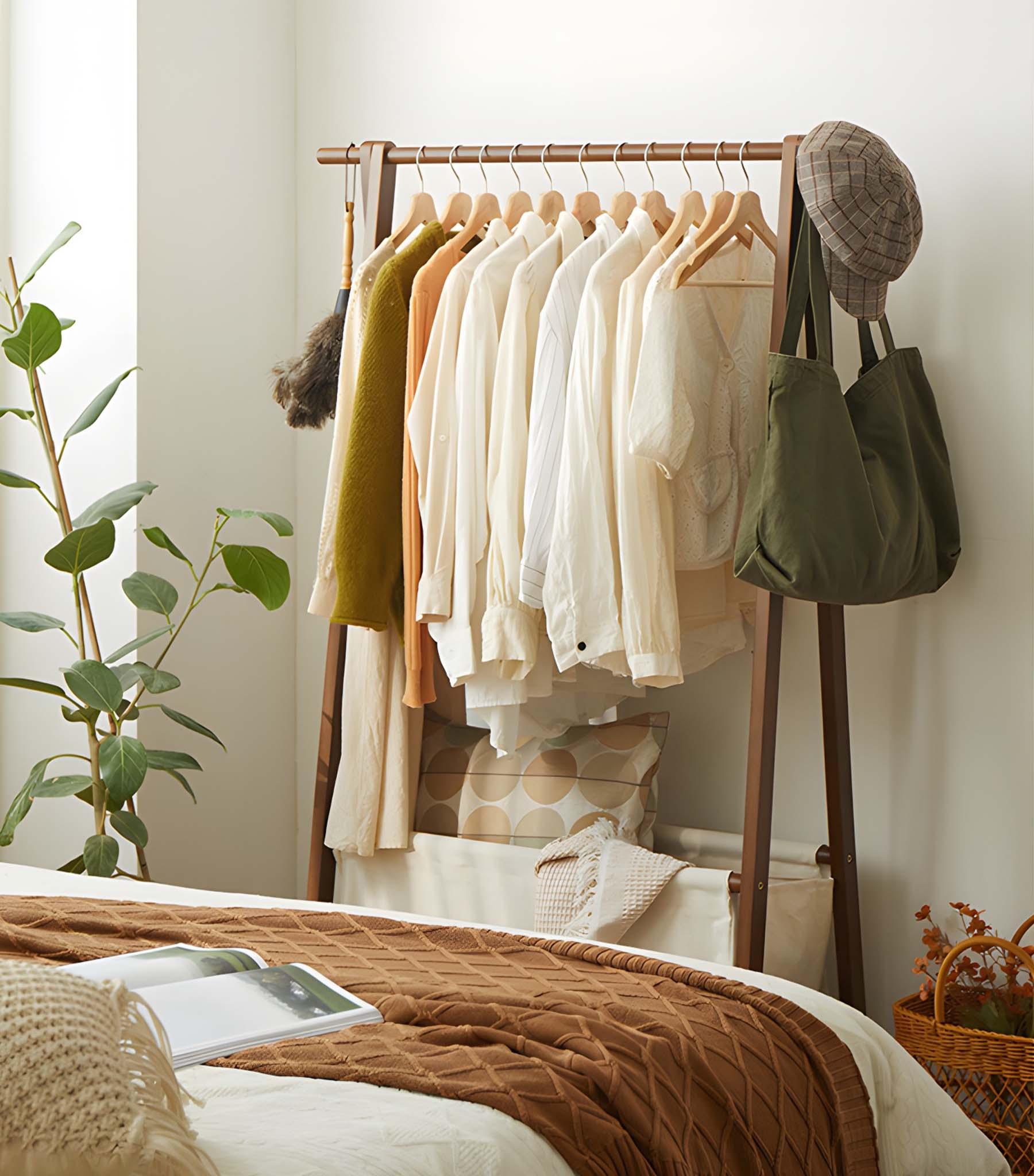 Solid Wood Hat and Coat Rack - Bedroom Storage Solution